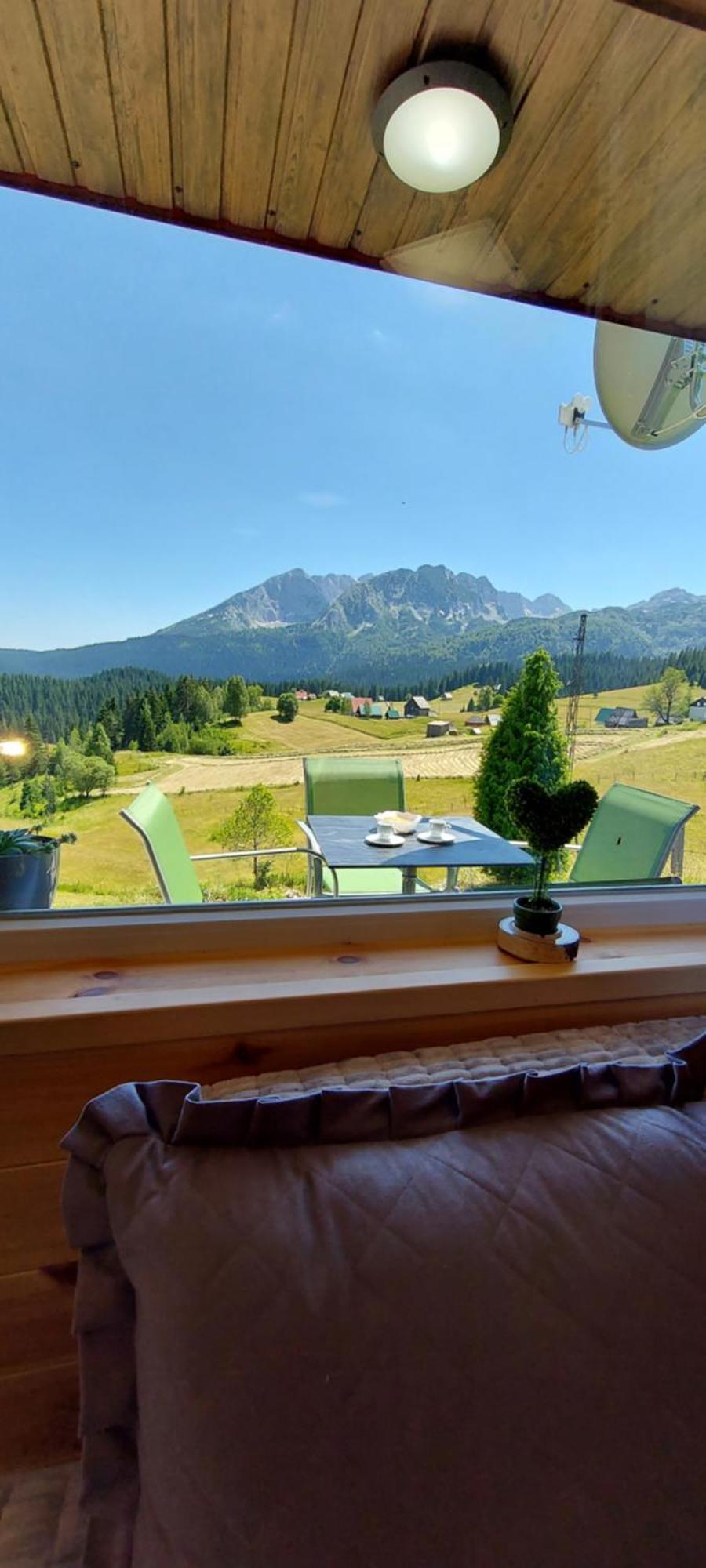 Durmitorske Vile Žabljak Rum bild